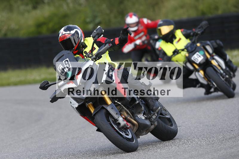 /15 13.05.2025 Max Racing ADR/Gruppe gruen/59